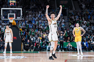 图片报：拜仁17岁小将吉布森因违反规定被送回母队翁特哈兴