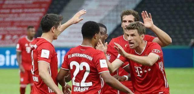 韩K2附加赛半场：巴萨尼破门，黄在闰送礼，富川2-0水原